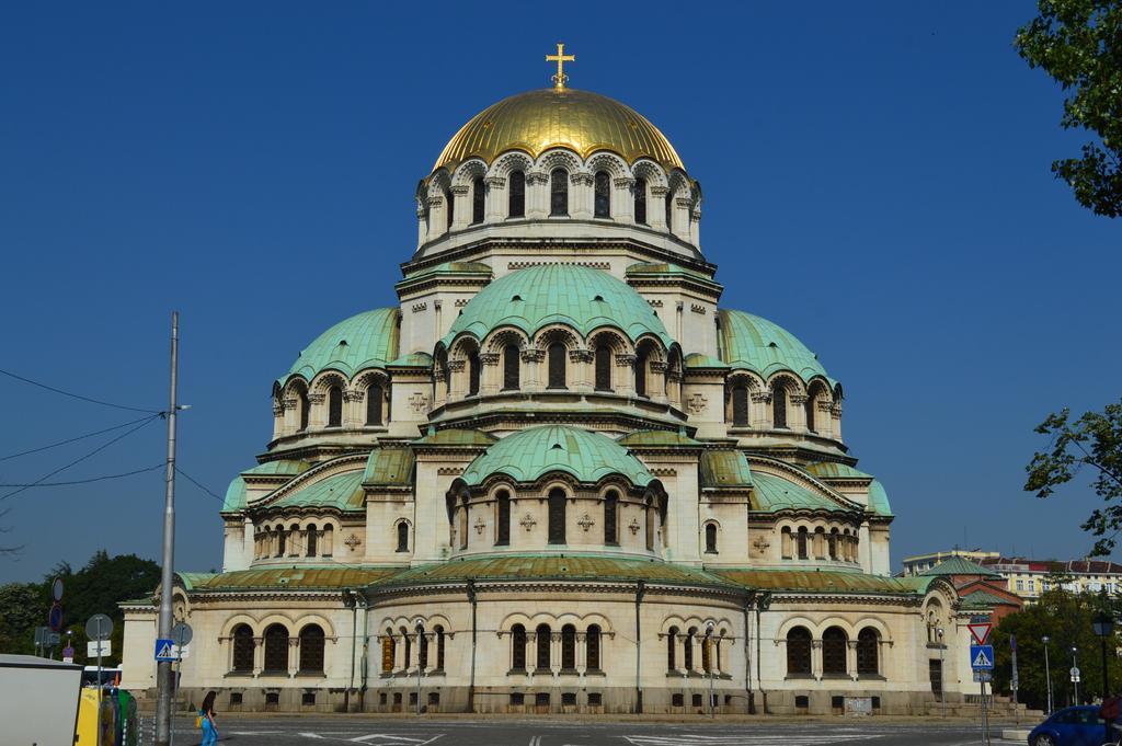 Bon Bon Hotel Sofia Exteriör bild