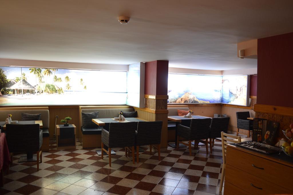 Bon Bon Hotel Sofia Exteriör bild